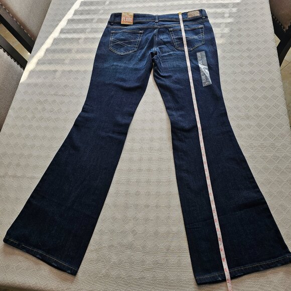 NWT Aeropostale Hailey Flare Jeans Women’s 11/12 Long Dark Wash - Picture 2 of 6